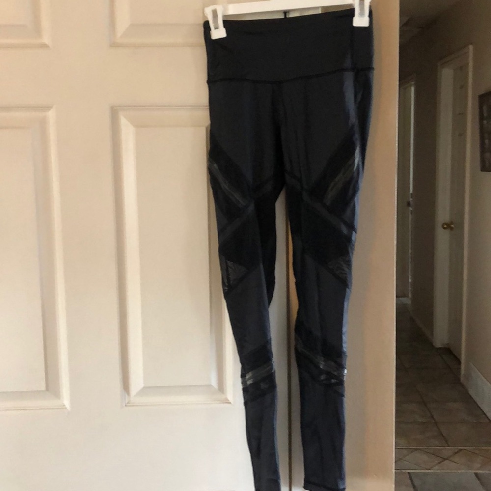 Victoria Sport black leggings